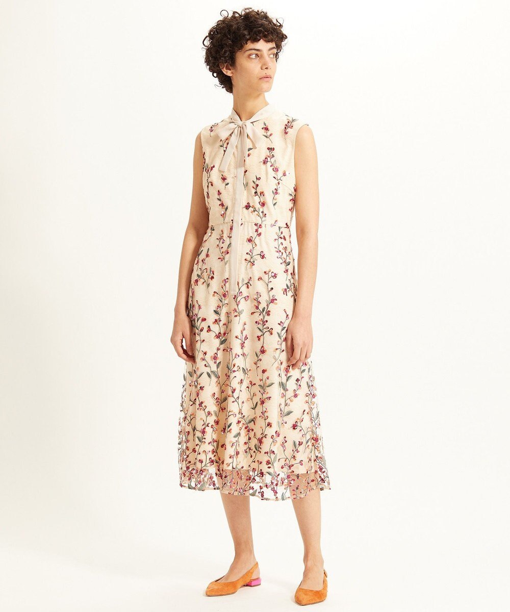 フラワースパンコール刺繍ワンピース Grace Continental Grace Continental グレースコンチネンタル 通販