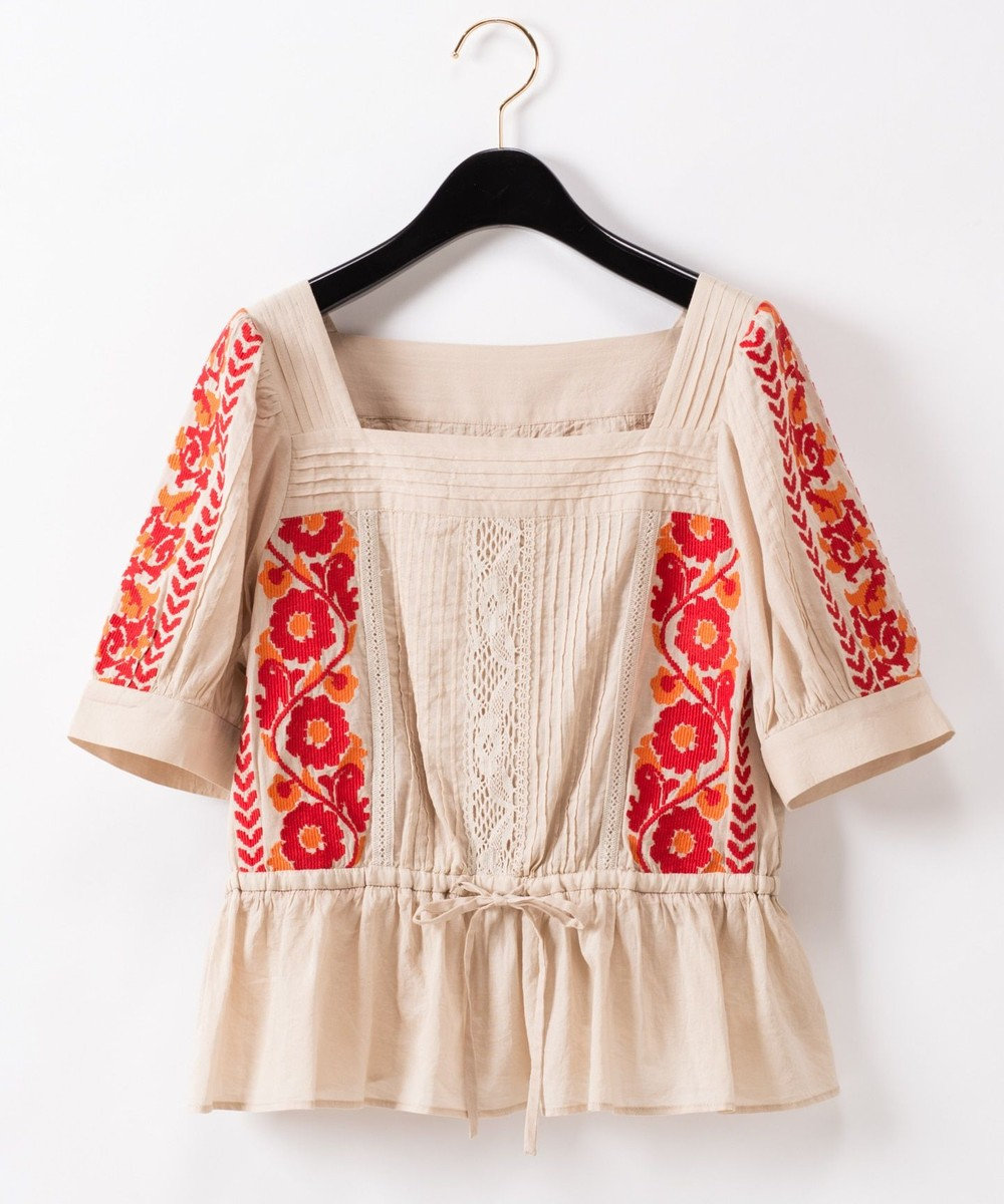 ピンタック刺繍トップ / GRACE CONTINENTAL | GRACE CONTINENTAL