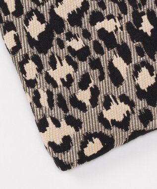 GRACE CONTINENTAL ファブリックフラットポーチ グレー