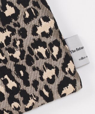 GRACE CONTINENTAL ファブリックフラットポーチ グレー