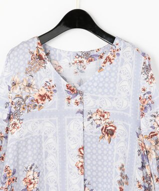 セール55%OFF】フラワーフロッキープリントトップ(505691556