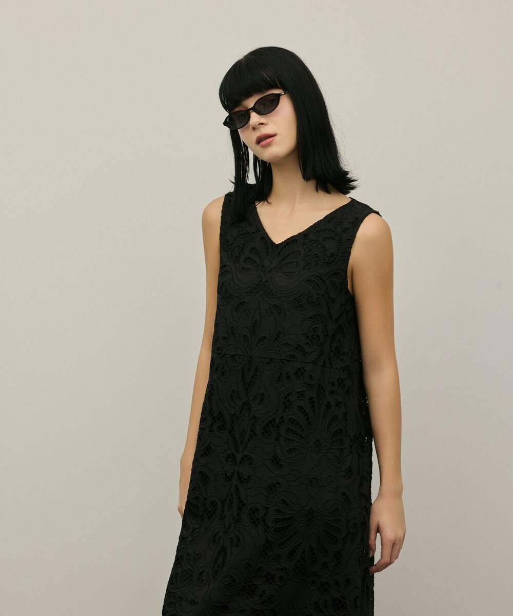 GRACE CONTINENTAL フラワーカットワークワンピース 