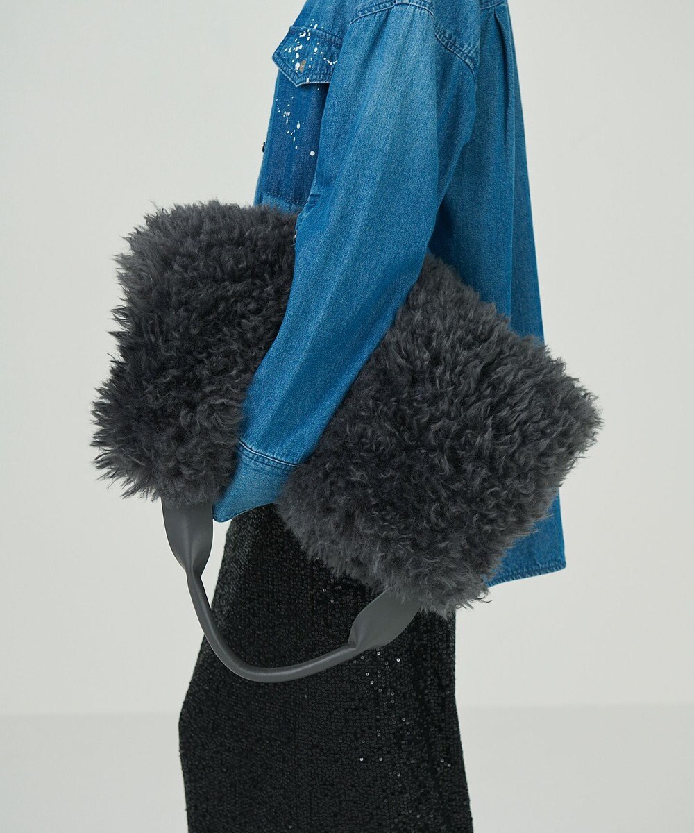 GRACE CONTINENTAL ファービッグトート 