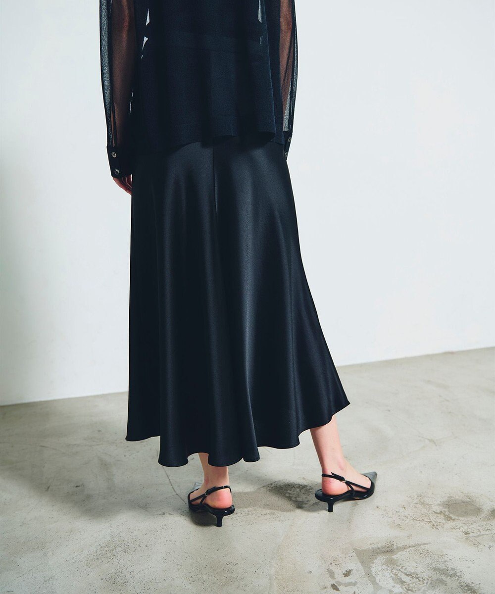 GRACE CONTINENTAL サテンバイアスロングスカート 