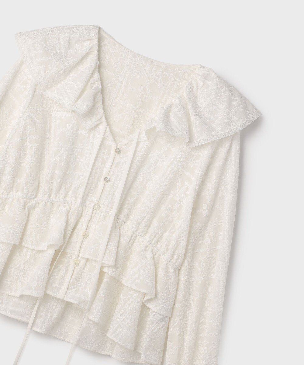 GRACE CONTINENTAL エンブロイダリーフリルブラウス 