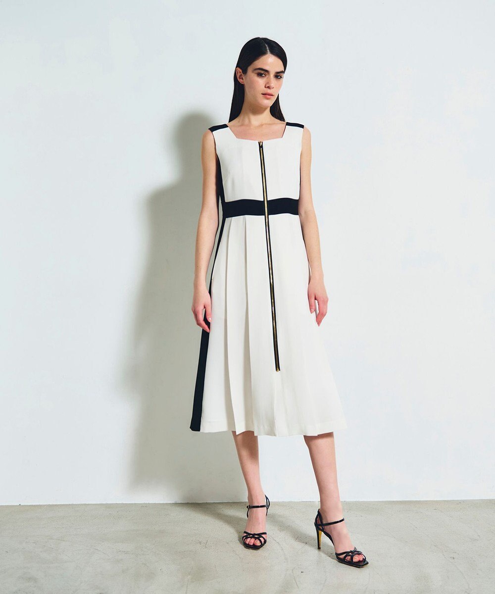 GRACE CONTINENTAL ラインバイカラードレス