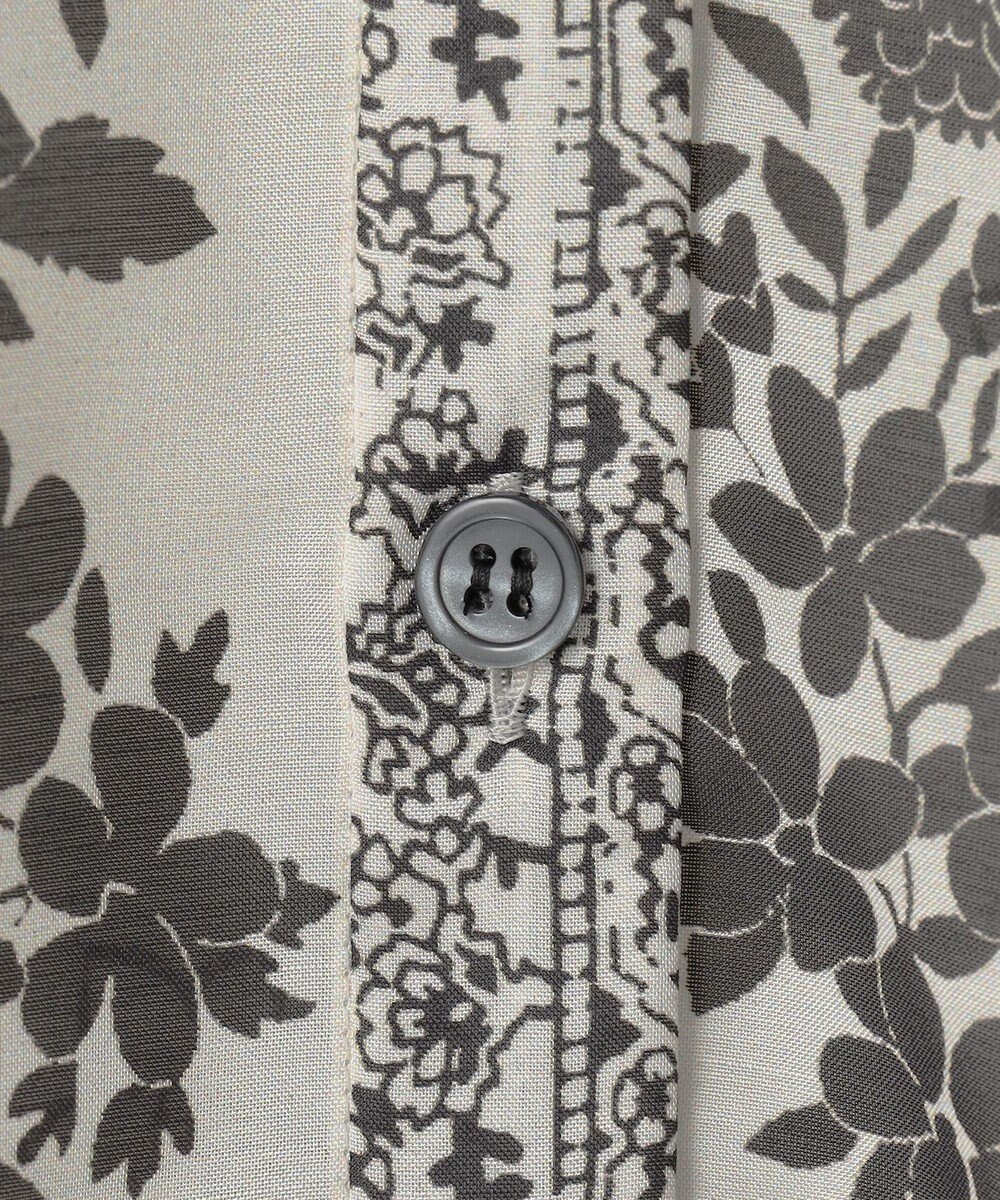 GRACE CONTINENTAL バンダナフレアスリーブブラウス 