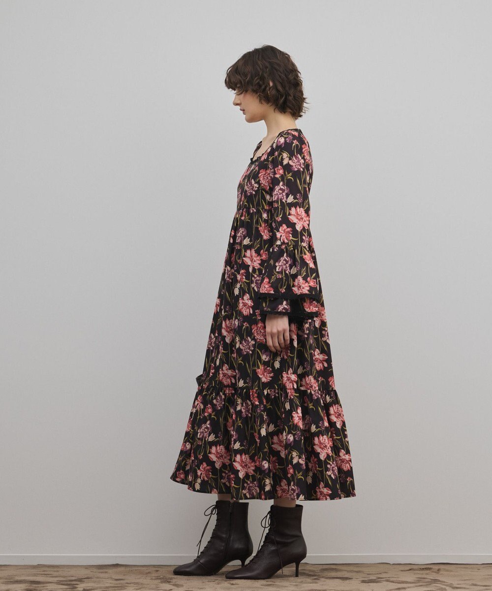 GRACE CONTINENTAL ボタニカルプリントティアードワンピース 