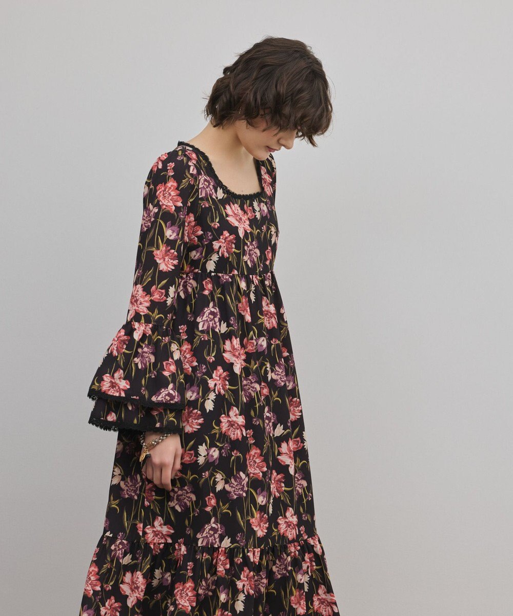 GRACE CONTINENTAL ボタニカルプリントティアードワンピース 
