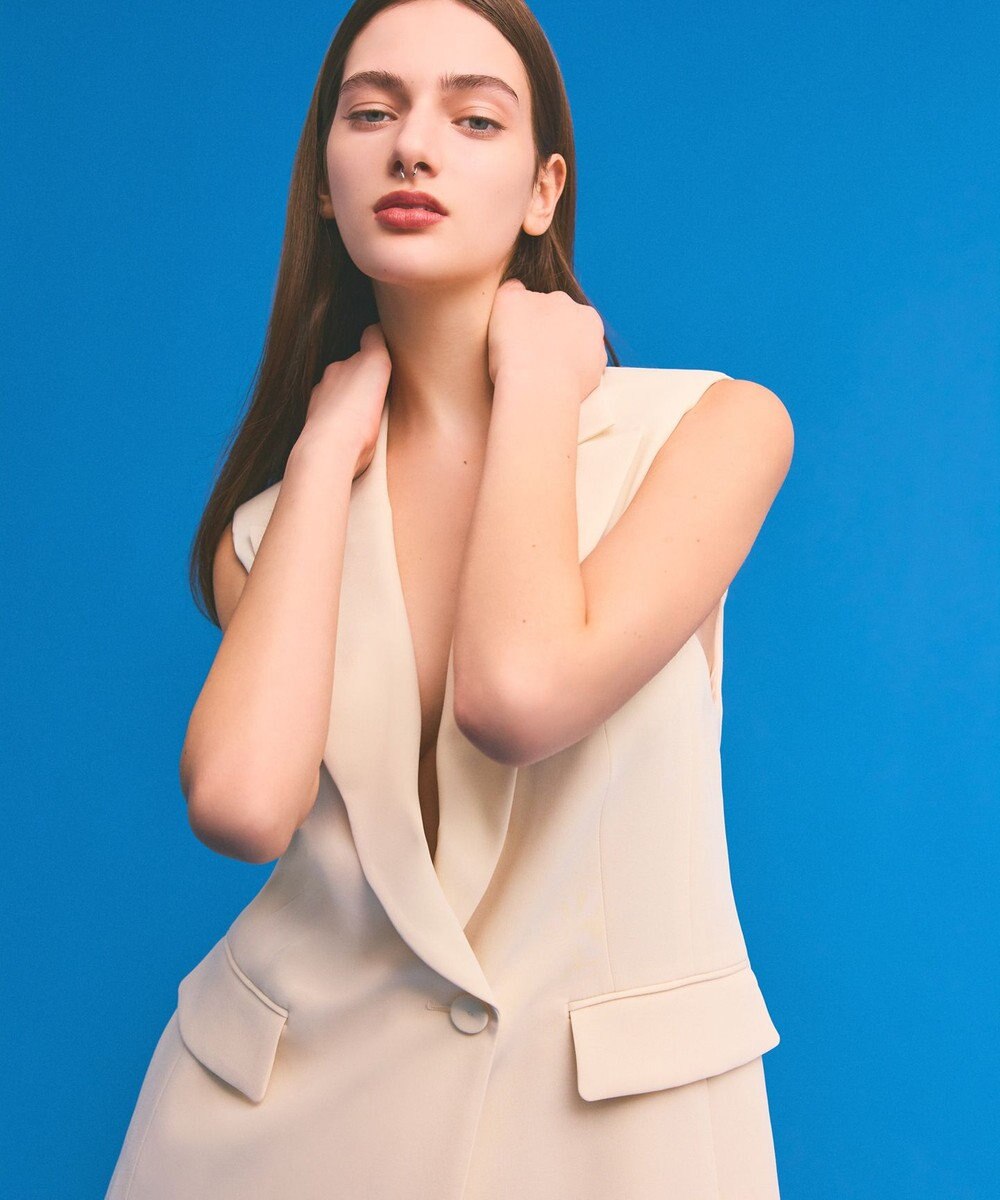 GRACE CONTINENTAL トリアセテーラードジレ