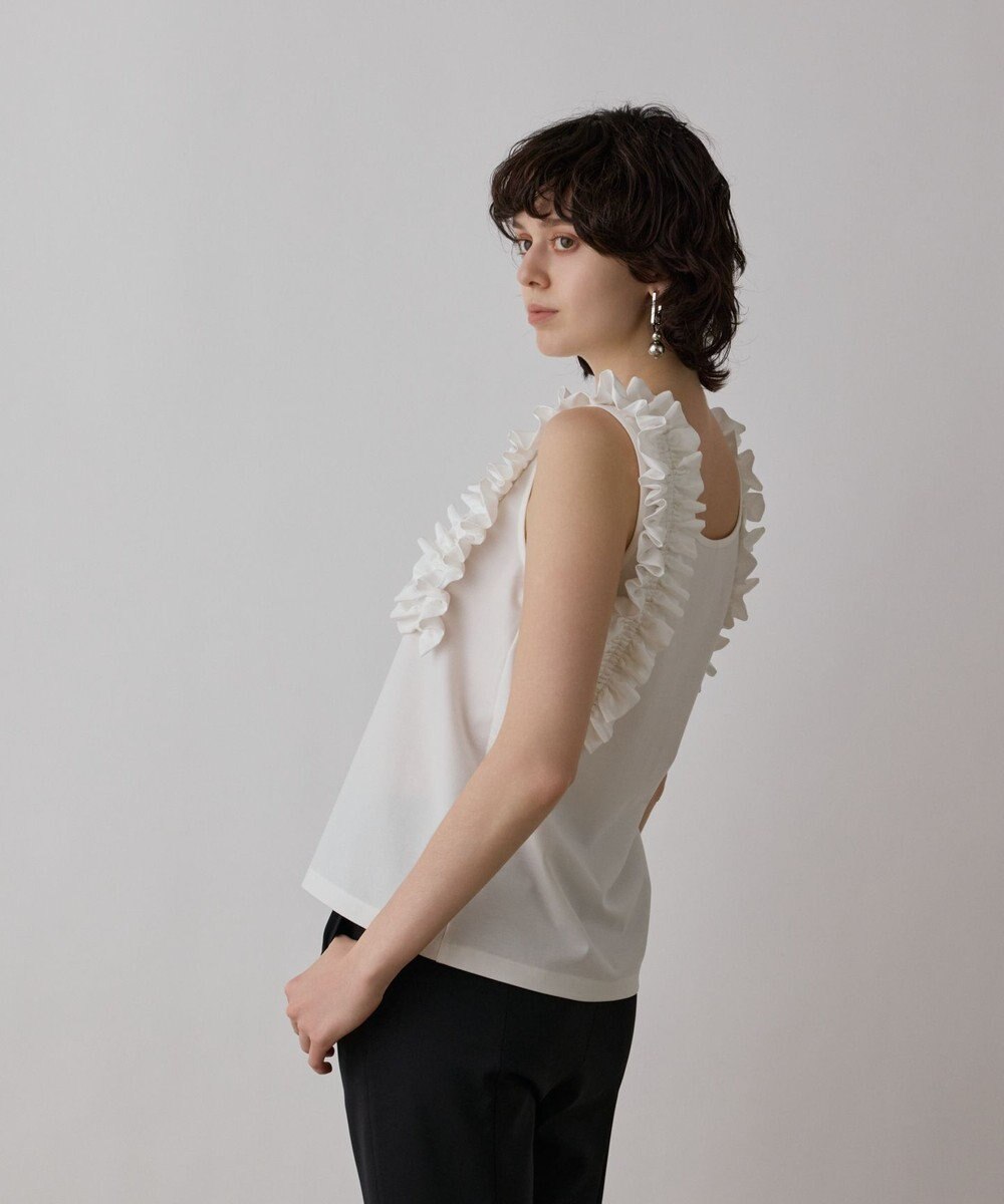 GRACE CONTINENTAL フリルカットトップ