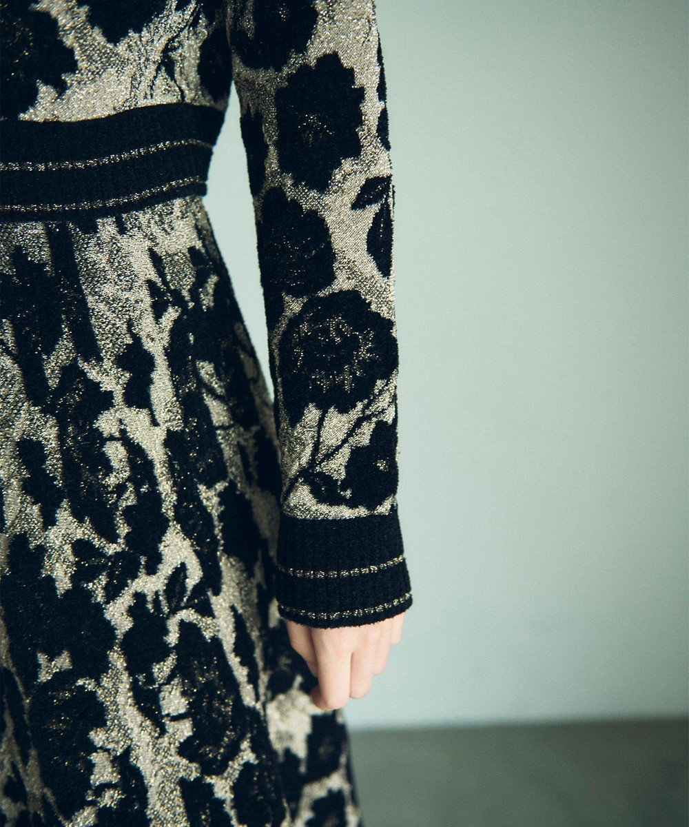 GRACE CONTINENTAL フローラルラメニットトップ