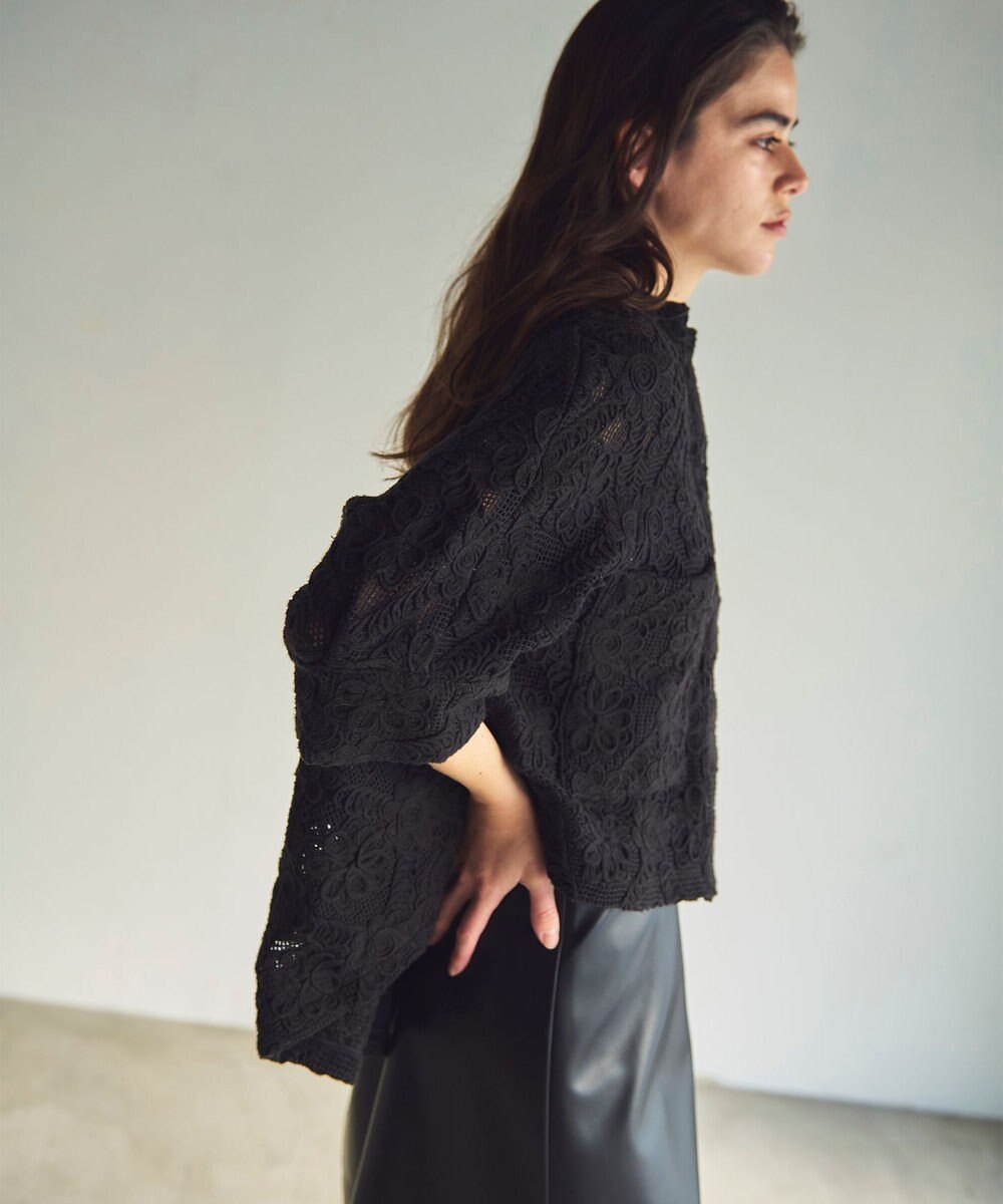 GRACE CONTINENTAL バックタックレースシャツ 