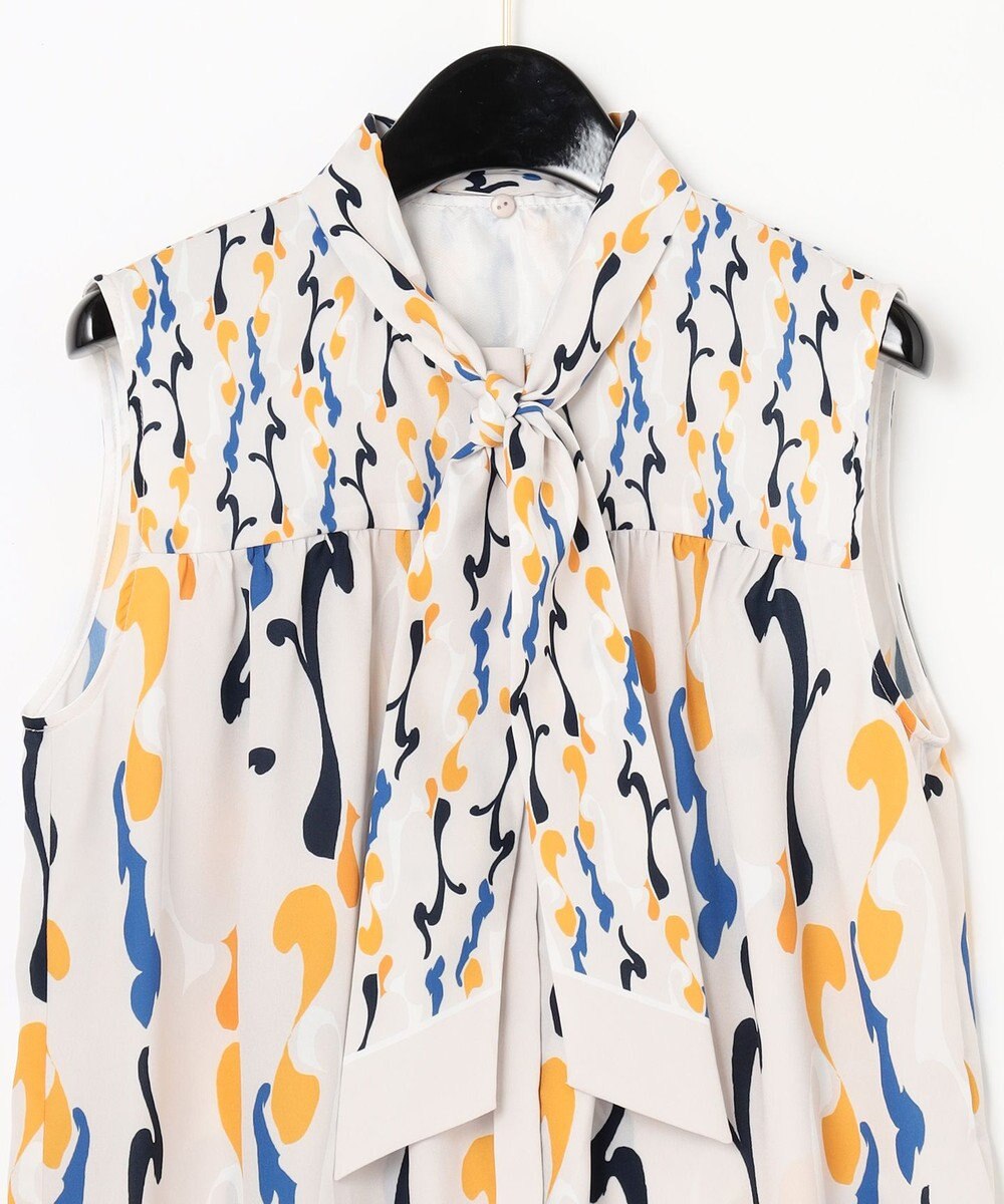 すぐ発送可能！ 新品タグつき グレースコンチネンタル キカ刺繍シャツ