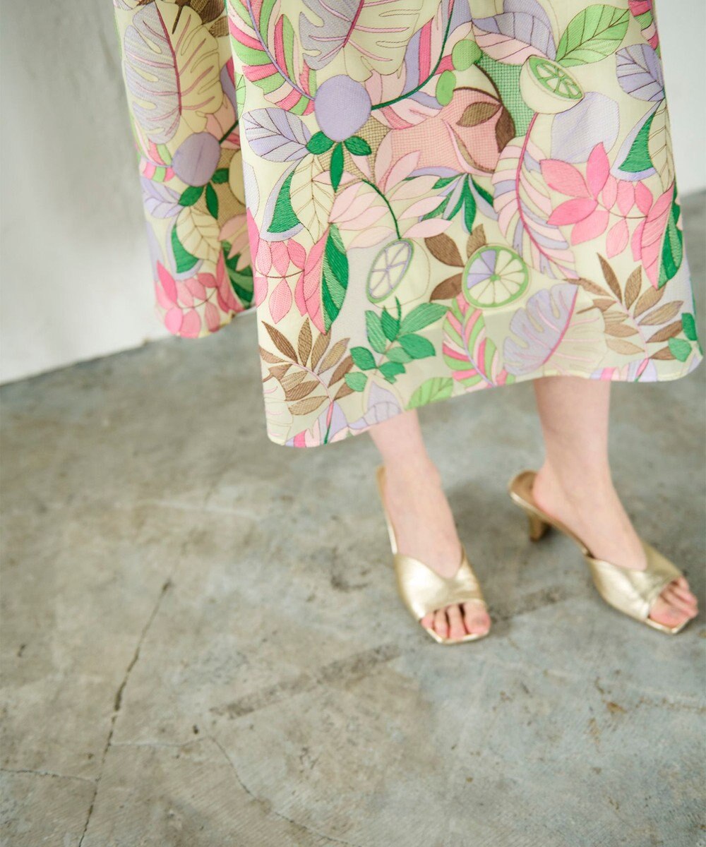 GRACE CONTINENTAL フルーツ刺繍フレアスカート 