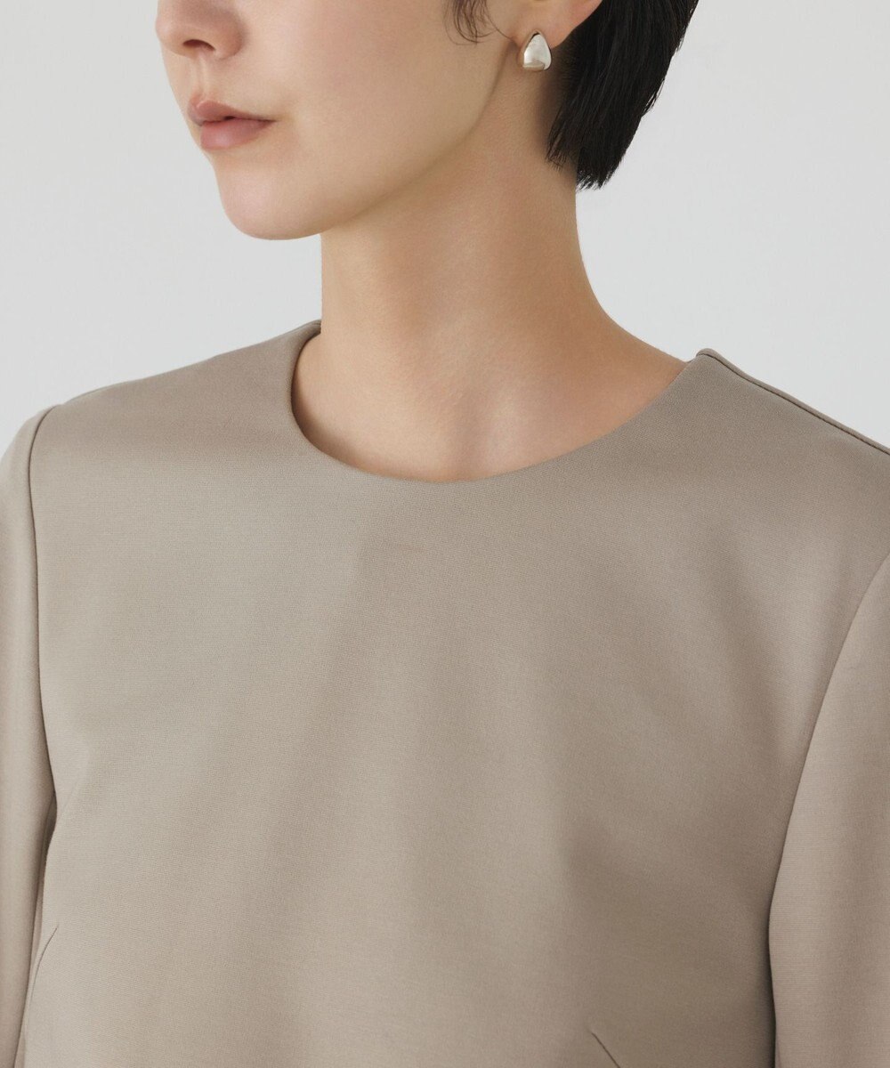 GRACE CONTINENTAL シアーフレアカットトップ 