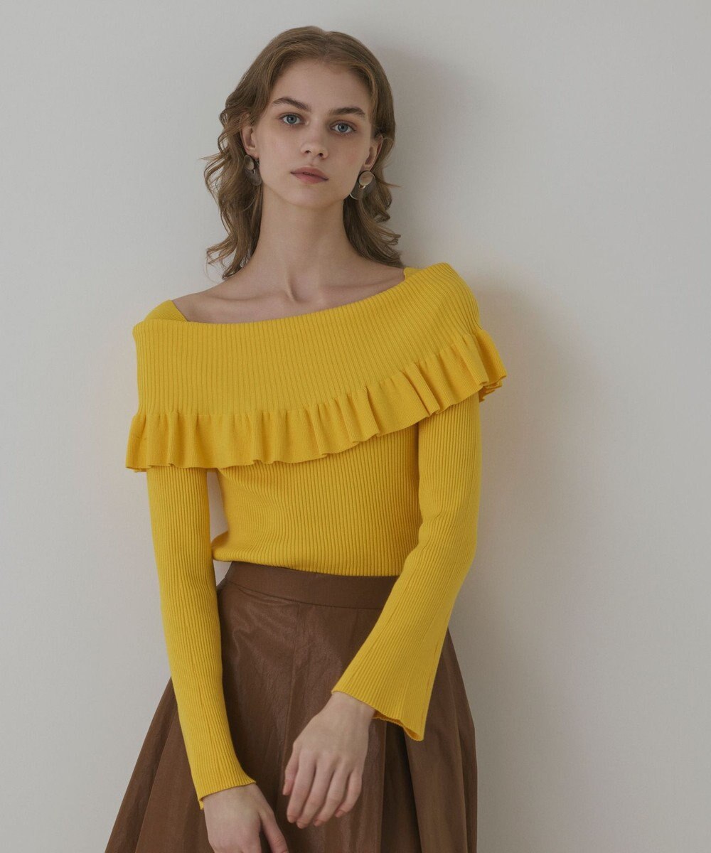 GRACE CONTINENTAL オフショルフリルニットトップ 