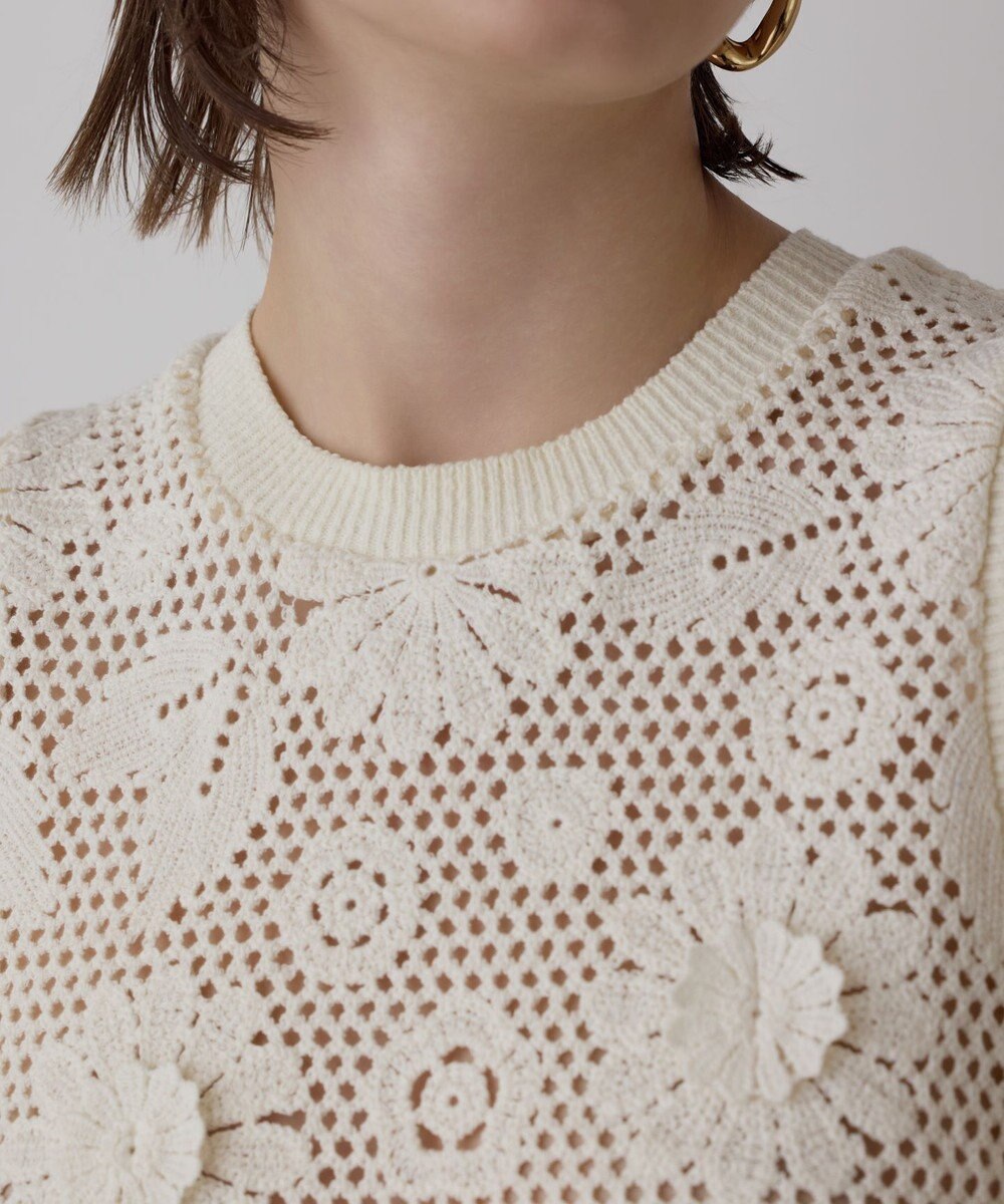 GRACE CONTINENTAL クロシュ刺繍トップ 