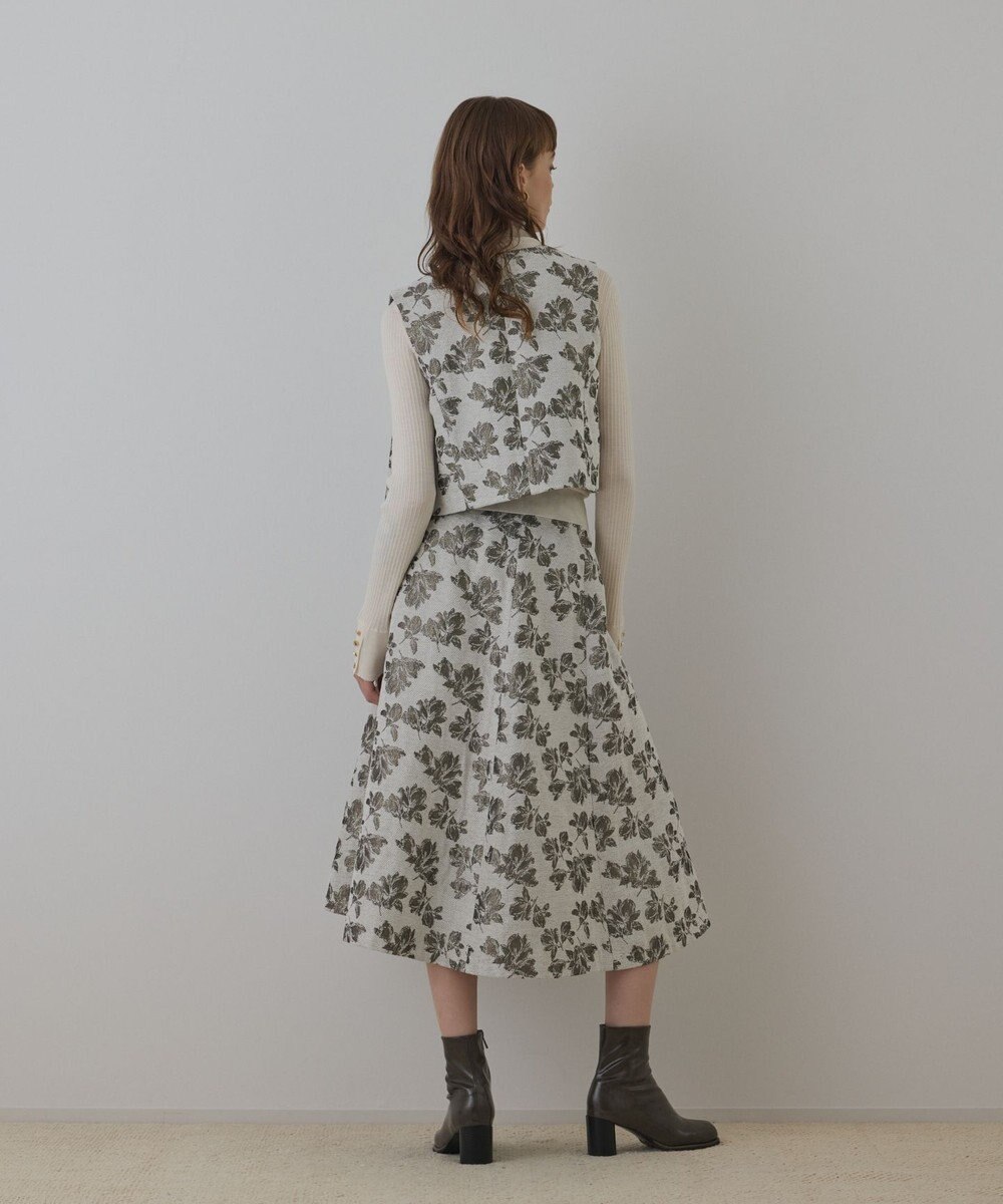 GRACE CONTINENTAL ラメフラワージャガードベスト 