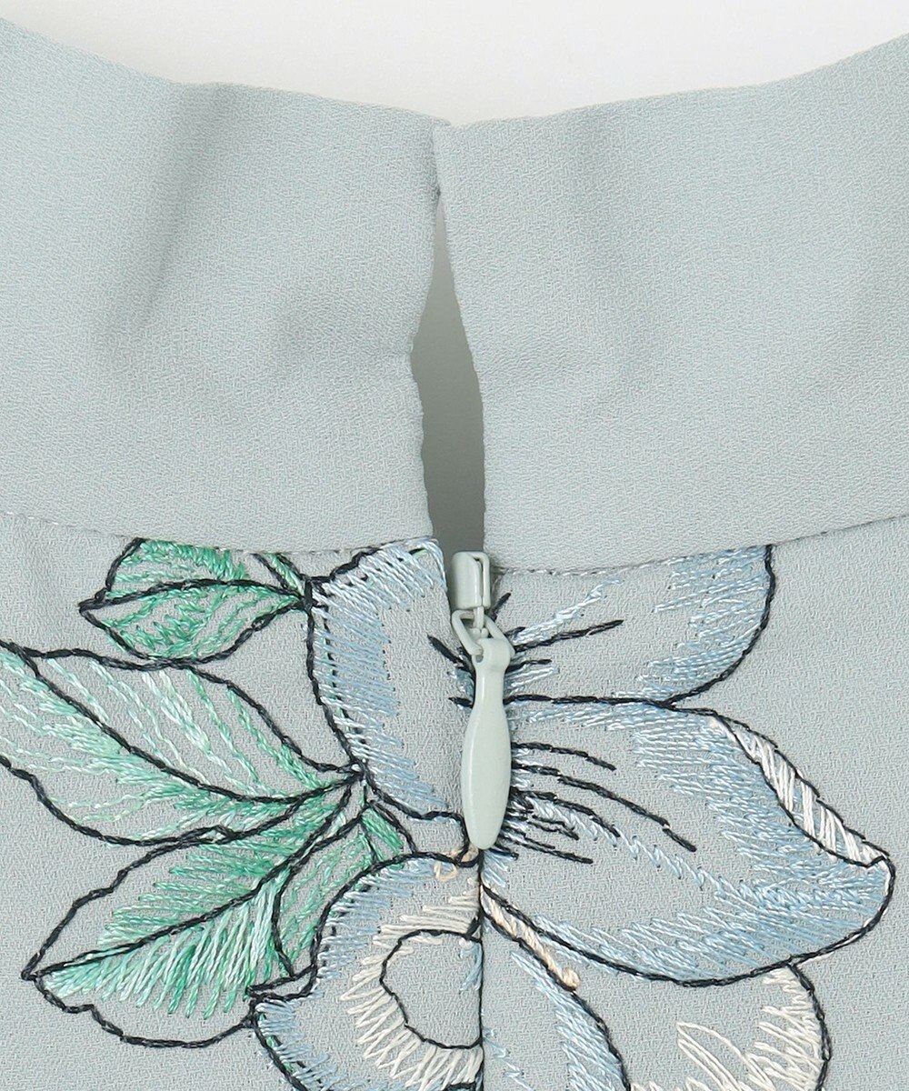 GRACE CONTINENTAL フラワー刺繍ボウタイワンピース