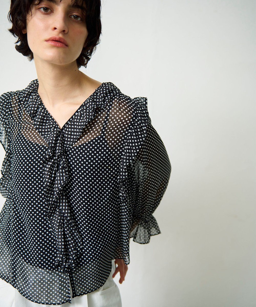GRACE CONTINENTAL ドットラッフルブラウス 