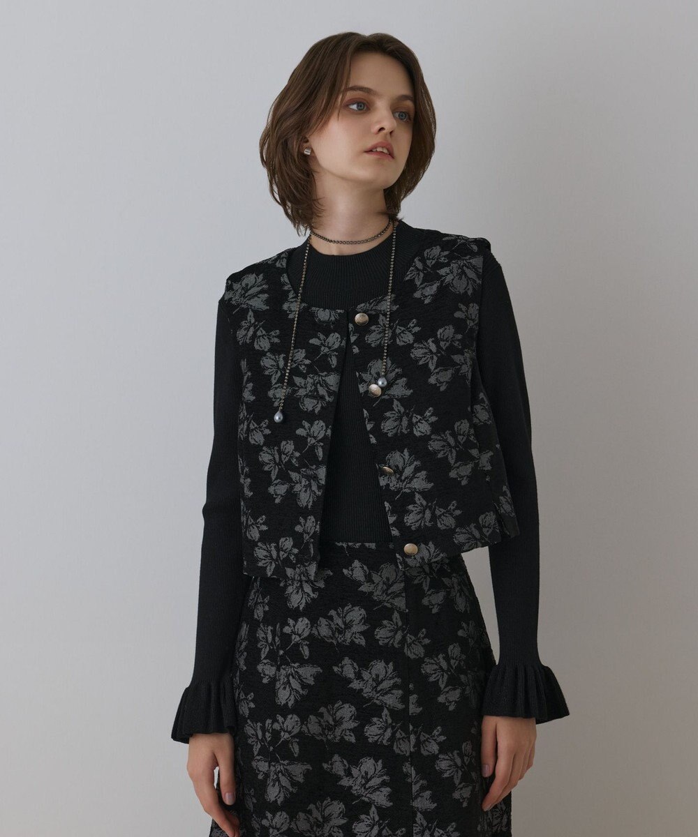 GRACE CONTINENTAL ラメフラワージャガードベスト 