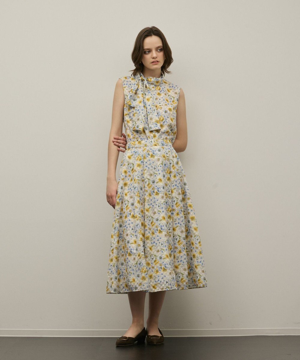 GRACE CONTINENTAL シアーフラワープリントジャガードフレアスカート 