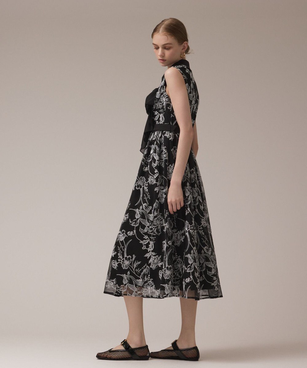 GRACE CONTINENTAL フラワー刺繍ボウタイドレス 