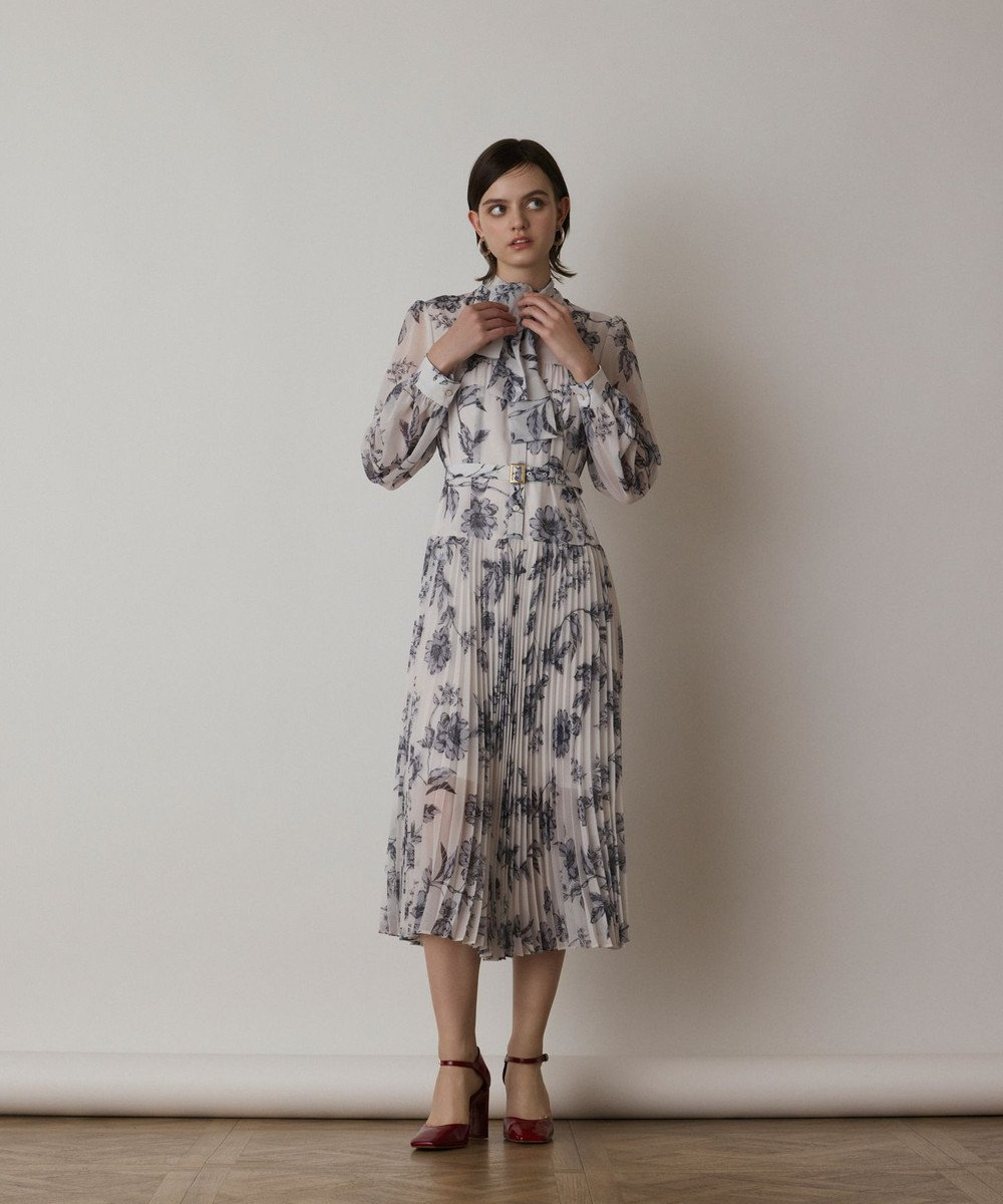 GRACE CONTINENTAL フラワープリントプリーツワンピース