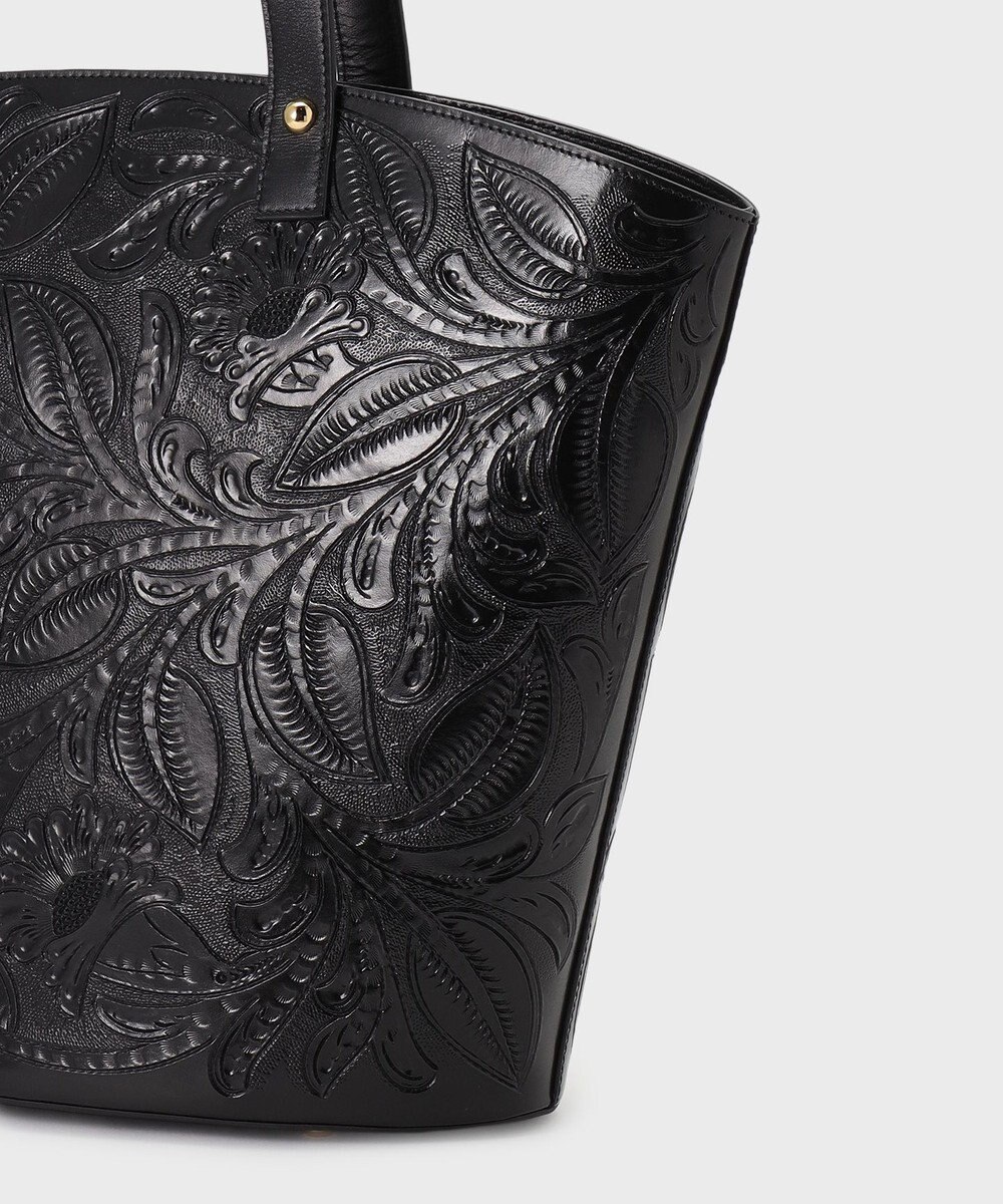 GRACE CONTINENTAL RoundTote 