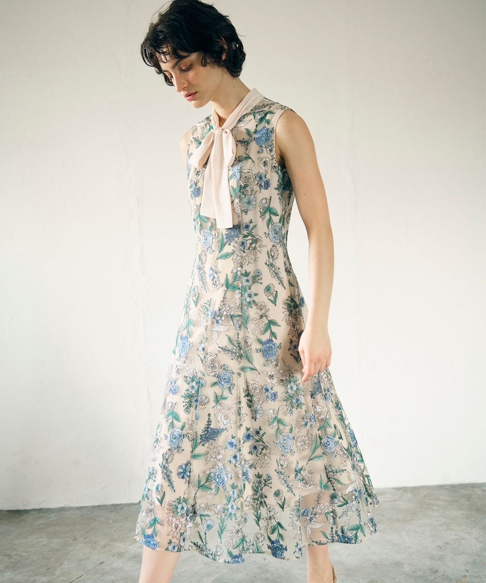 GRACE CONTINENTAL フラワーマーメイドドレス