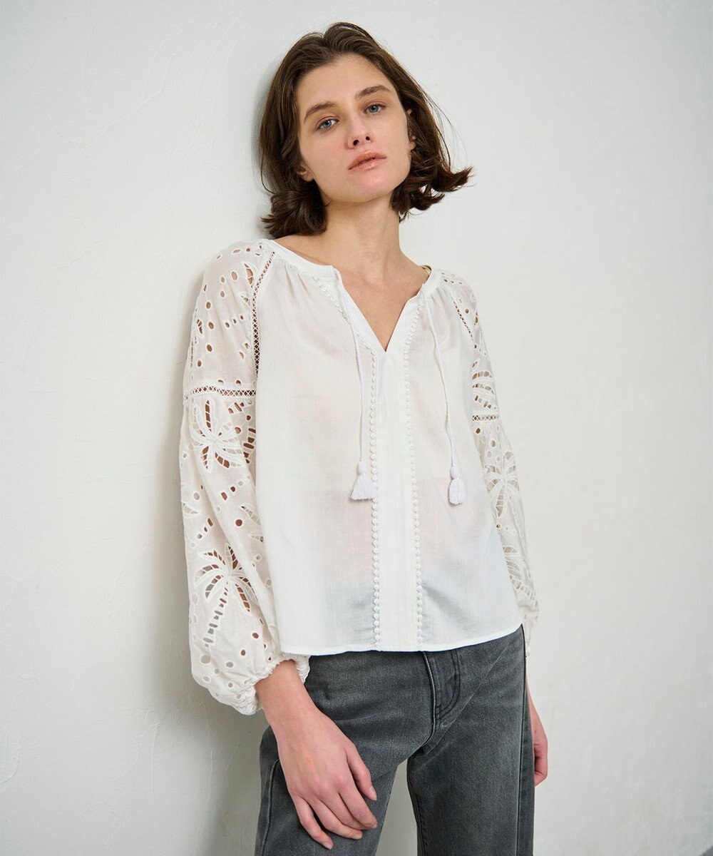 GRACE CONTINENTAL ヤシ柄カットワークトップ