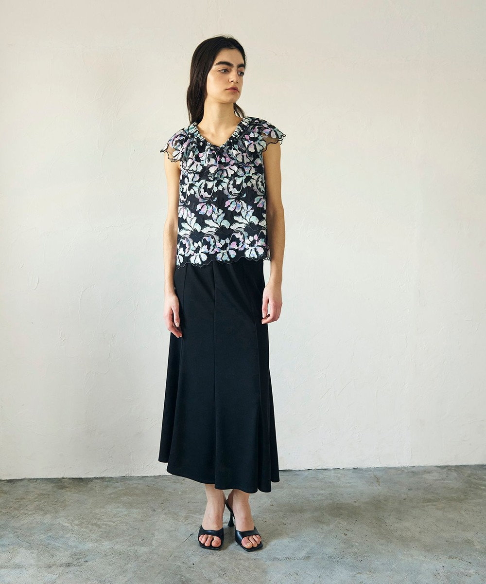 GRACE CONTINENTAL フラワー刺繍プリントトップ