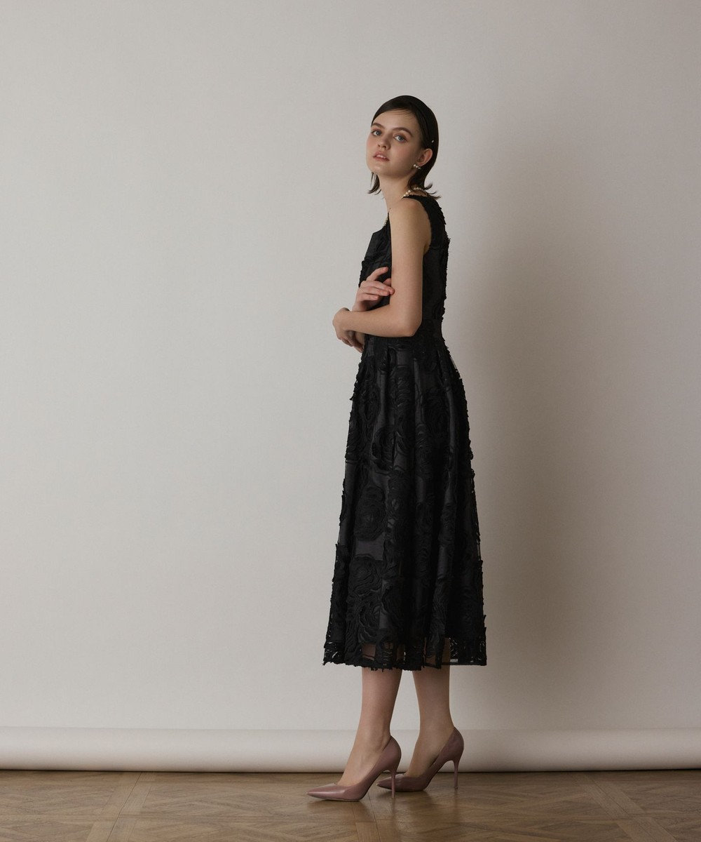 GRACE CONTINENTAL ローズ刺繍ワンピース