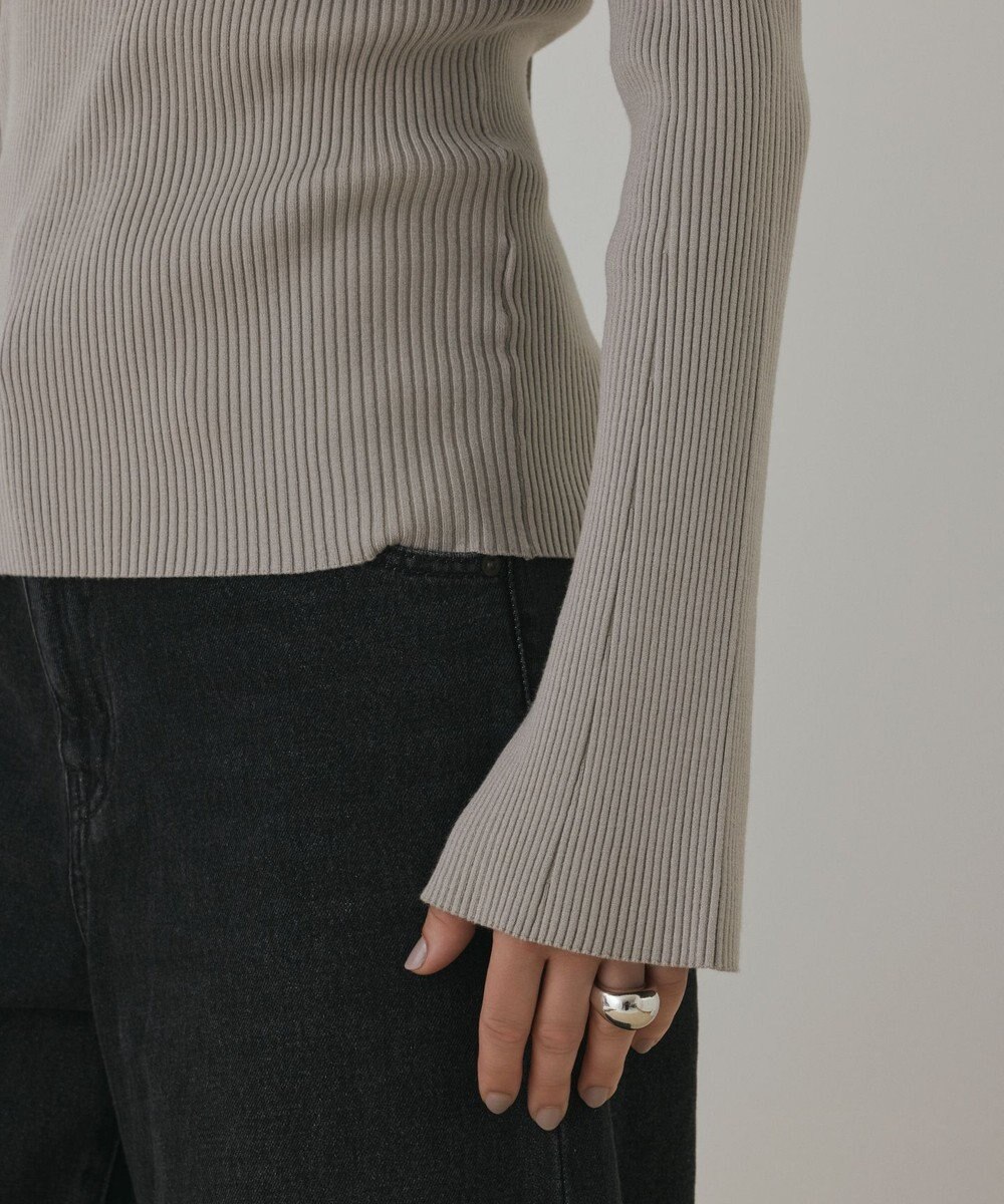 GRACE CONTINENTAL オフショルフリルニットトップ 