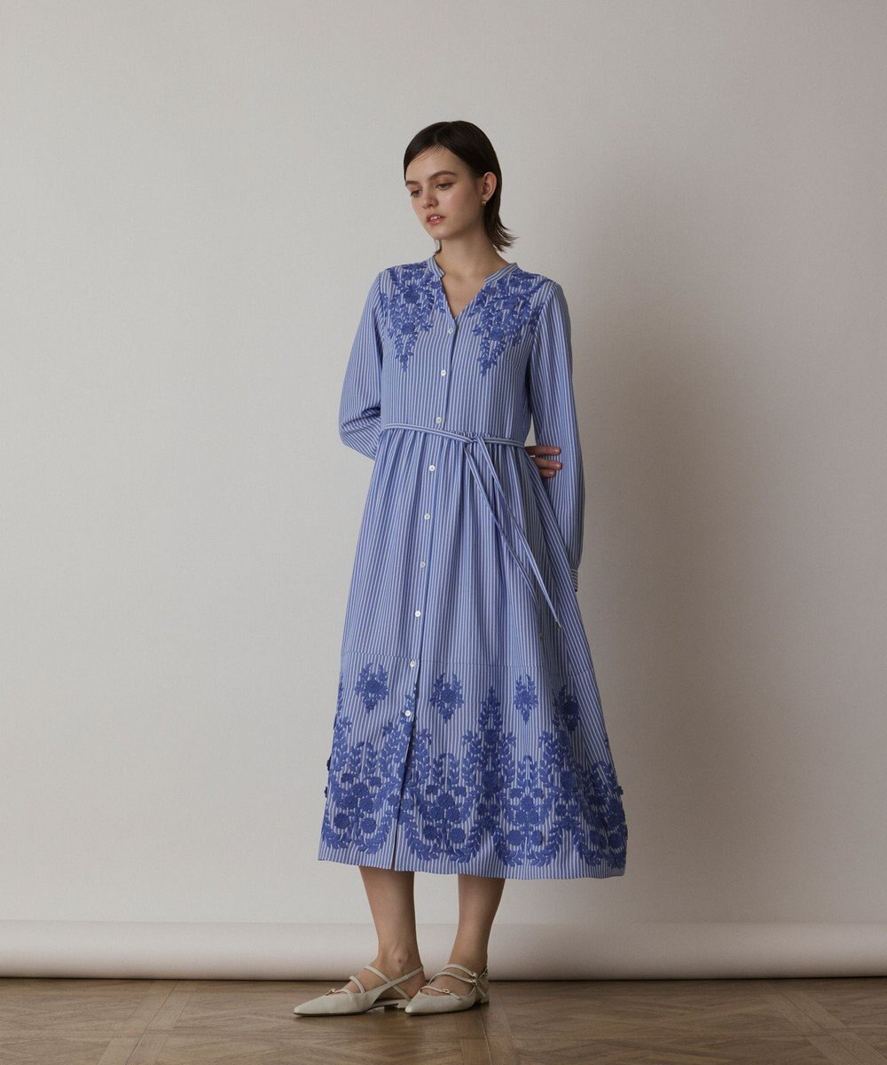 GRACE CONTINENTAL ストライプ刺繍ワンピース