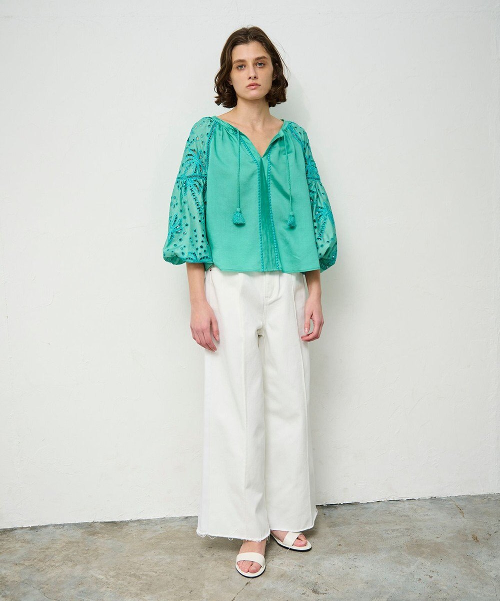 GRACE CONTINENTAL ヤシ柄カットワークトップ 