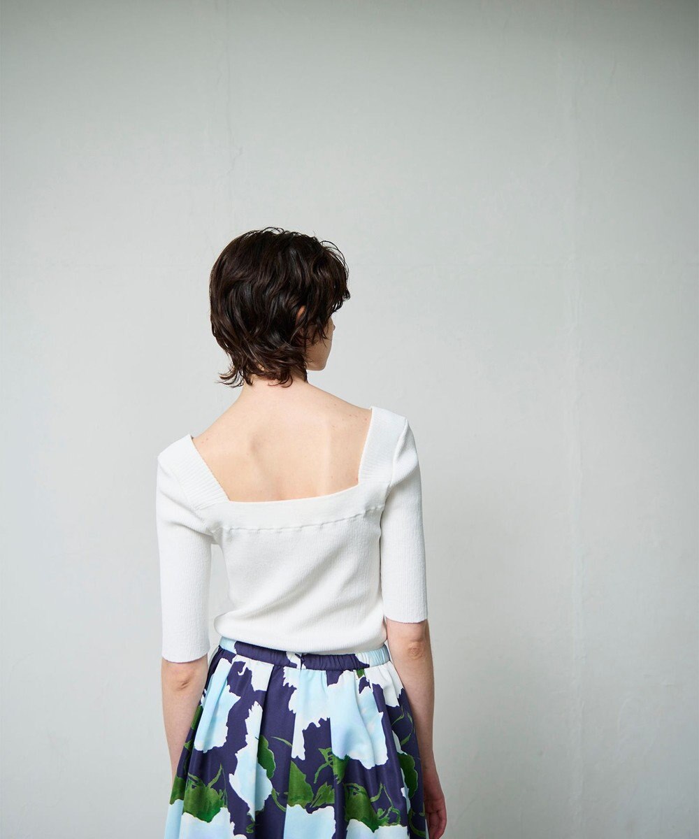 GRACE CONTINENTAL スクエアーネックトップ 