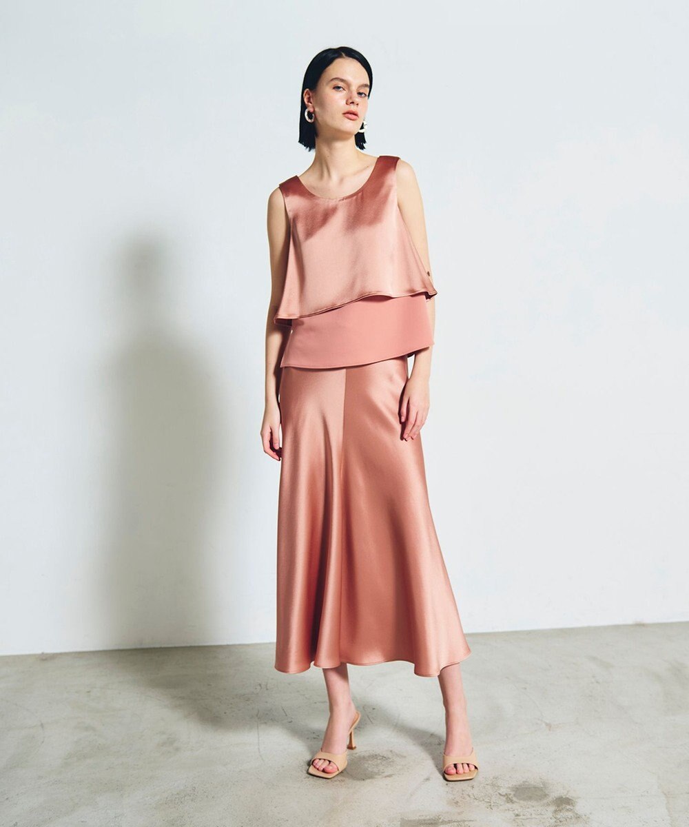 GRACE CONTINENTAL バックコンシャスサテンノースリーブ