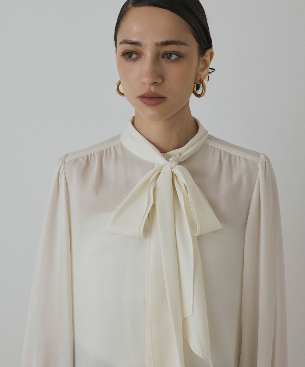 GRACE CONTINENTAL トリアセボウタイブラウス 