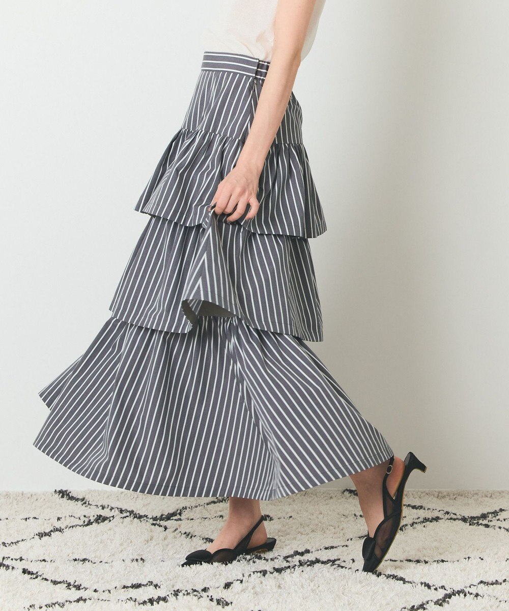 GRACE CONTINENTAL ストライプラッフルスカート 