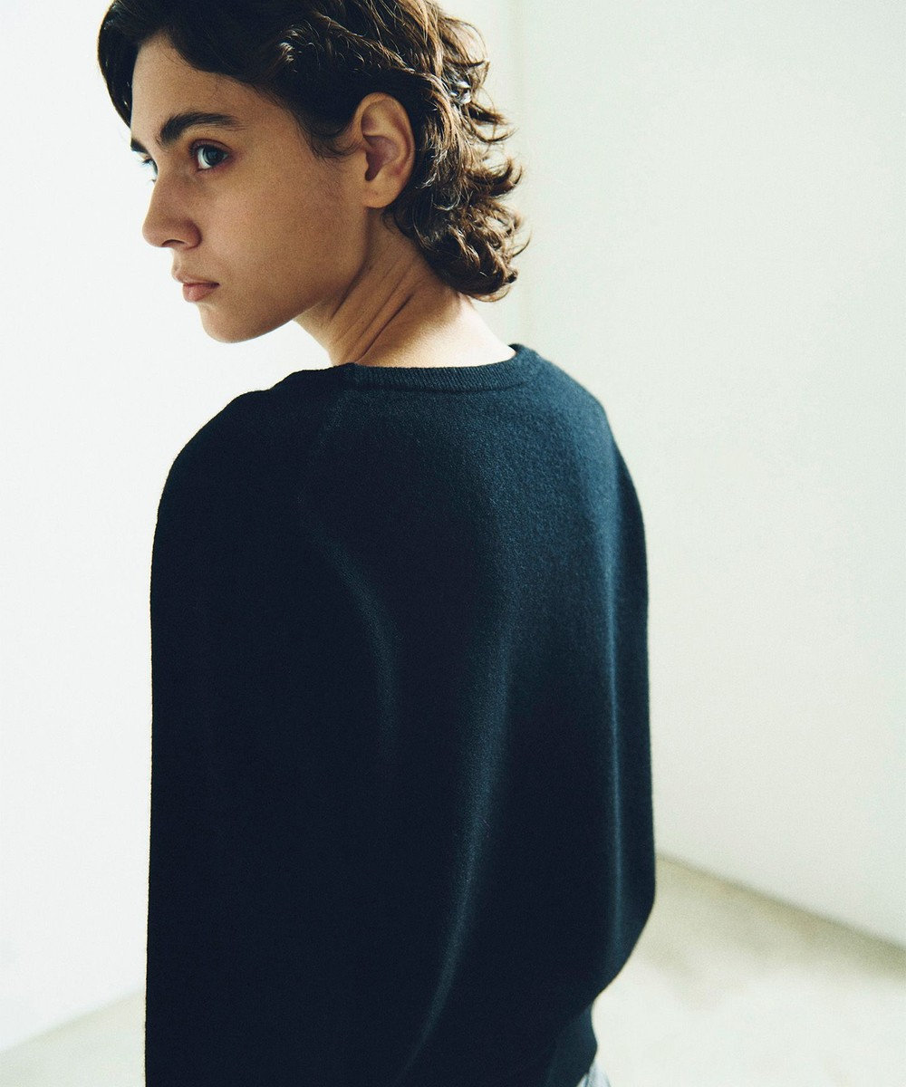 GRACE CONTINENTAL エンブレム刺繍ニットトップ 