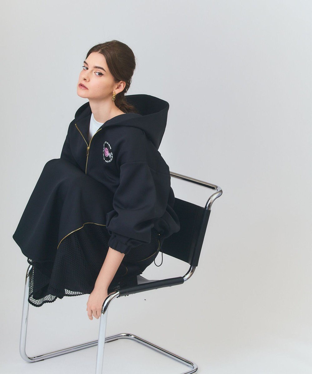 GRACE CONTINENTAL エンブレムフーディ