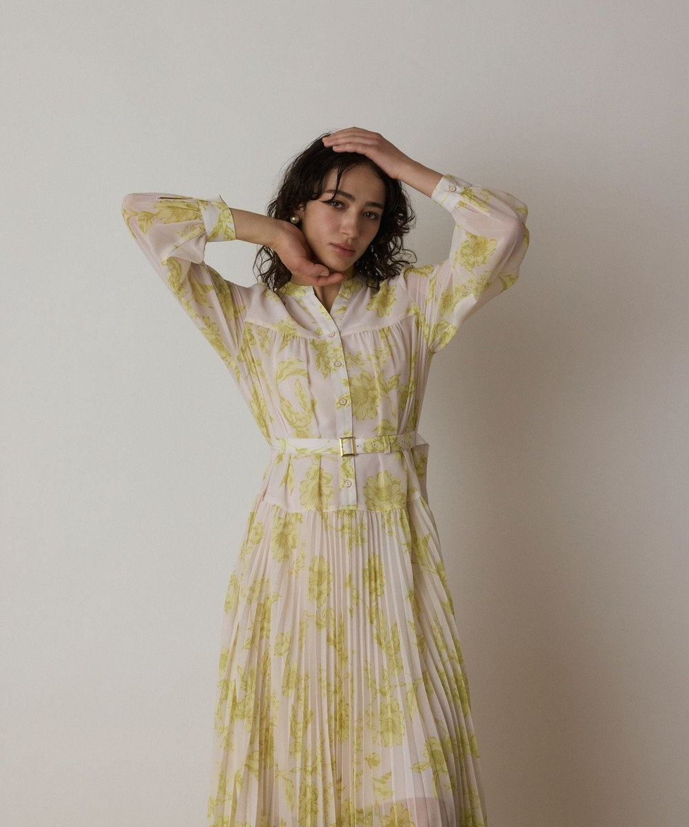 GRACE CONTINENTAL フラワープリントプリーツワンピース