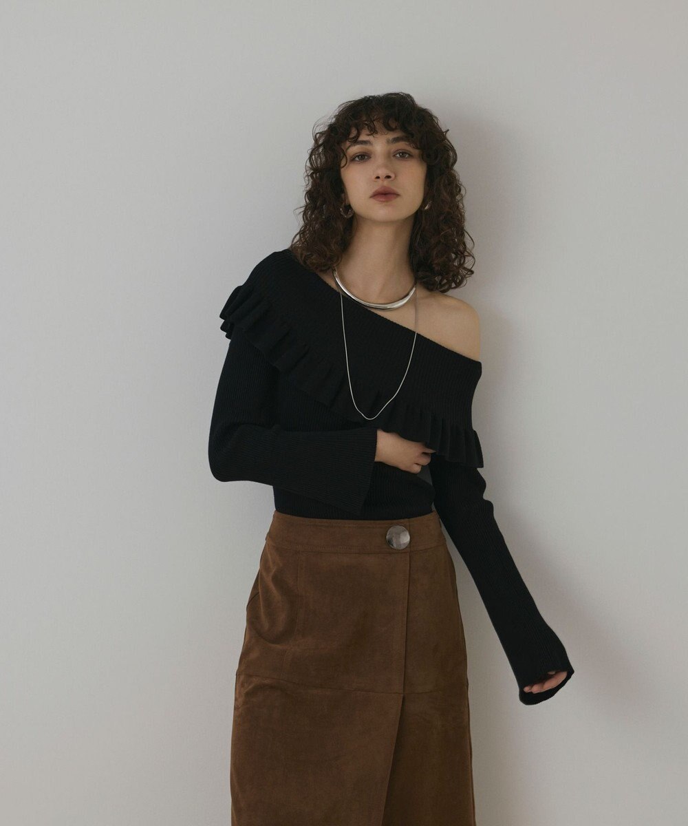 GRACE CONTINENTAL オフショルフリルニットトップ 