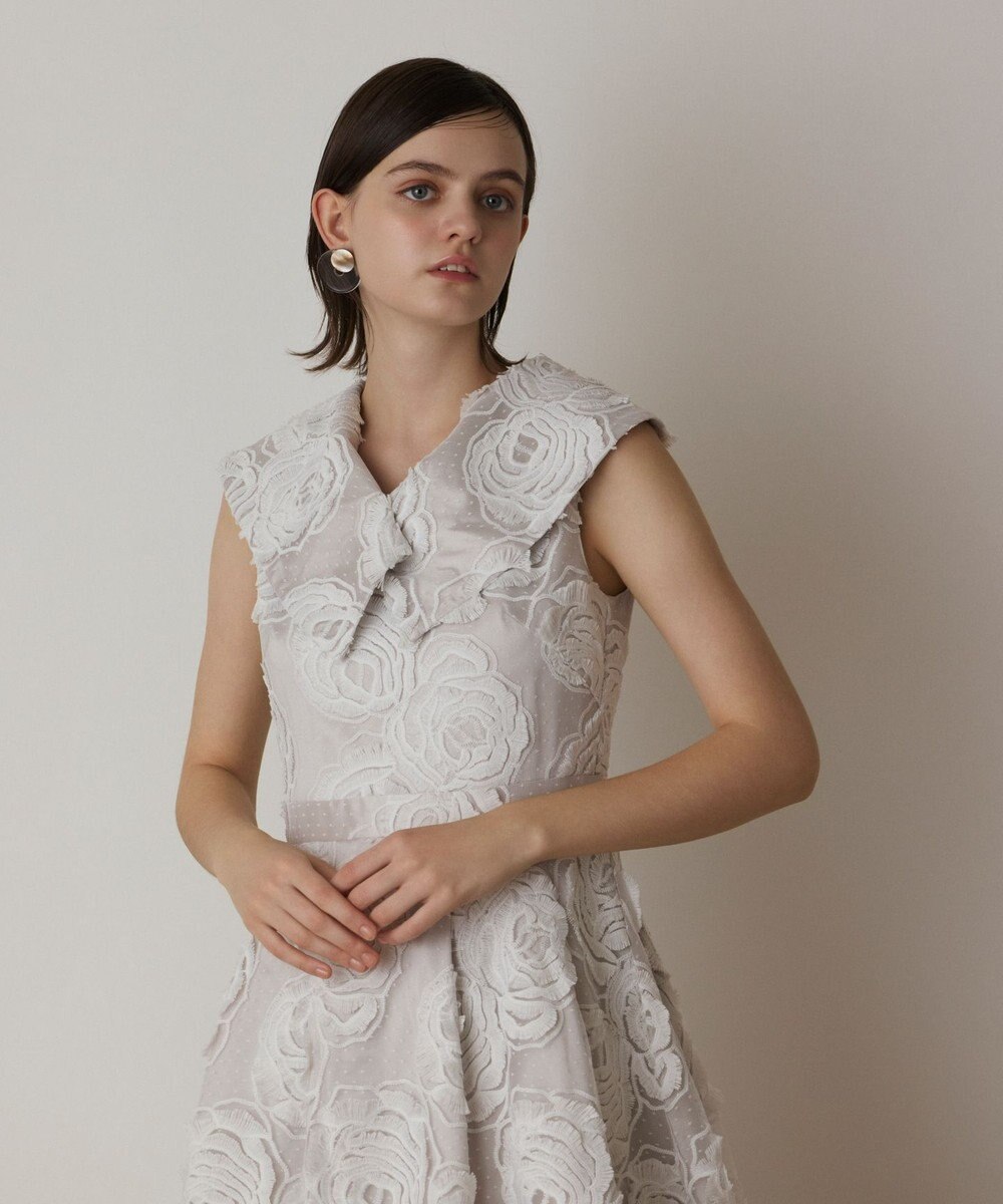 GRACE CONTINENTAL ローズ刺繍ワンピース