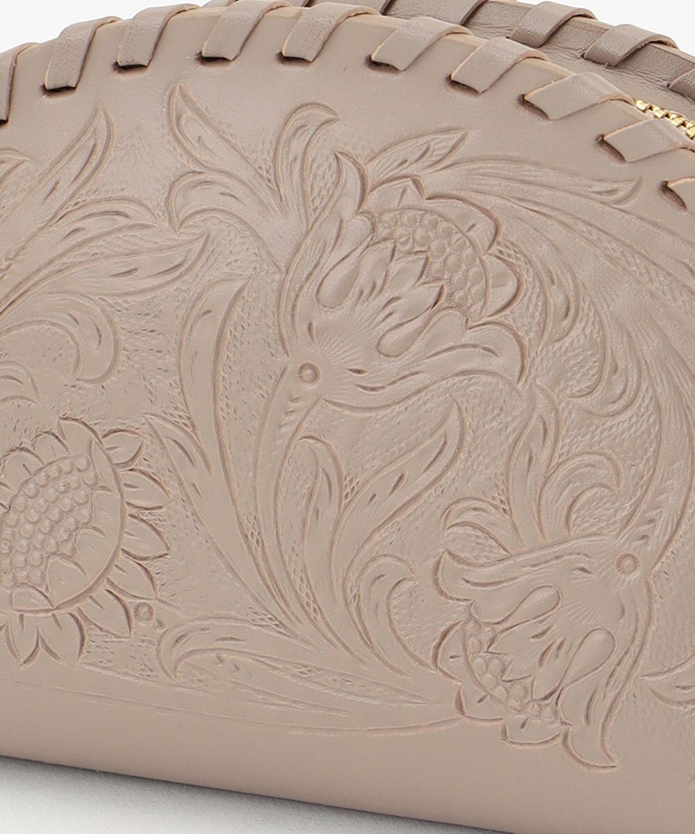 GRACE CONTINENTAL Semicirclepouch2 