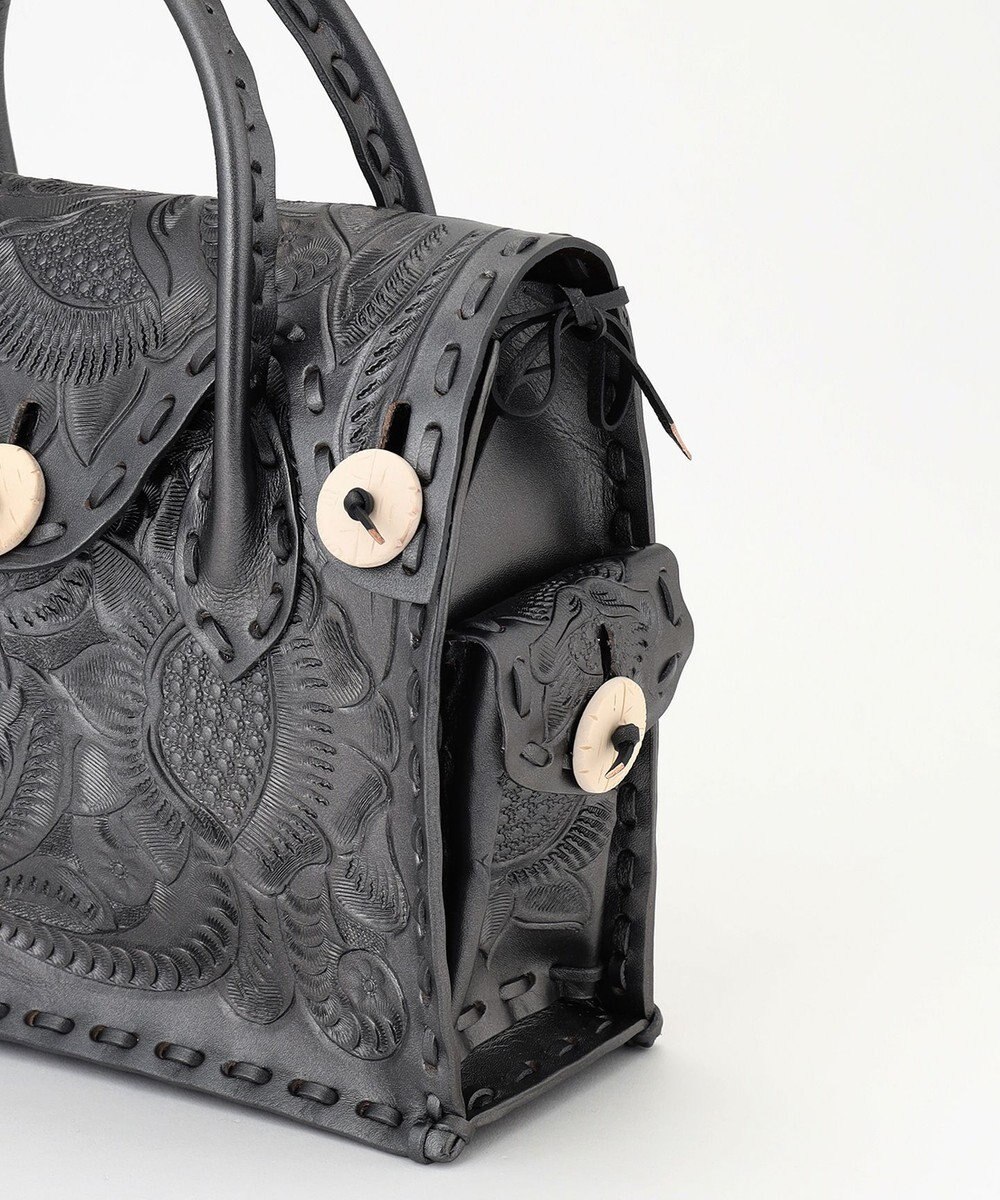 GRACE CONTINENTAL MaestraS MT 23AW 