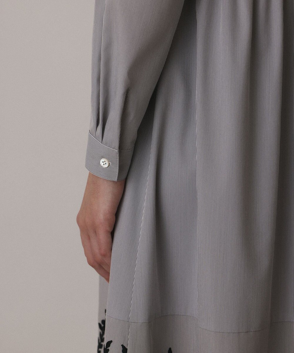GRACE CONTINENTAL ストライプ刺繍ワンピース 