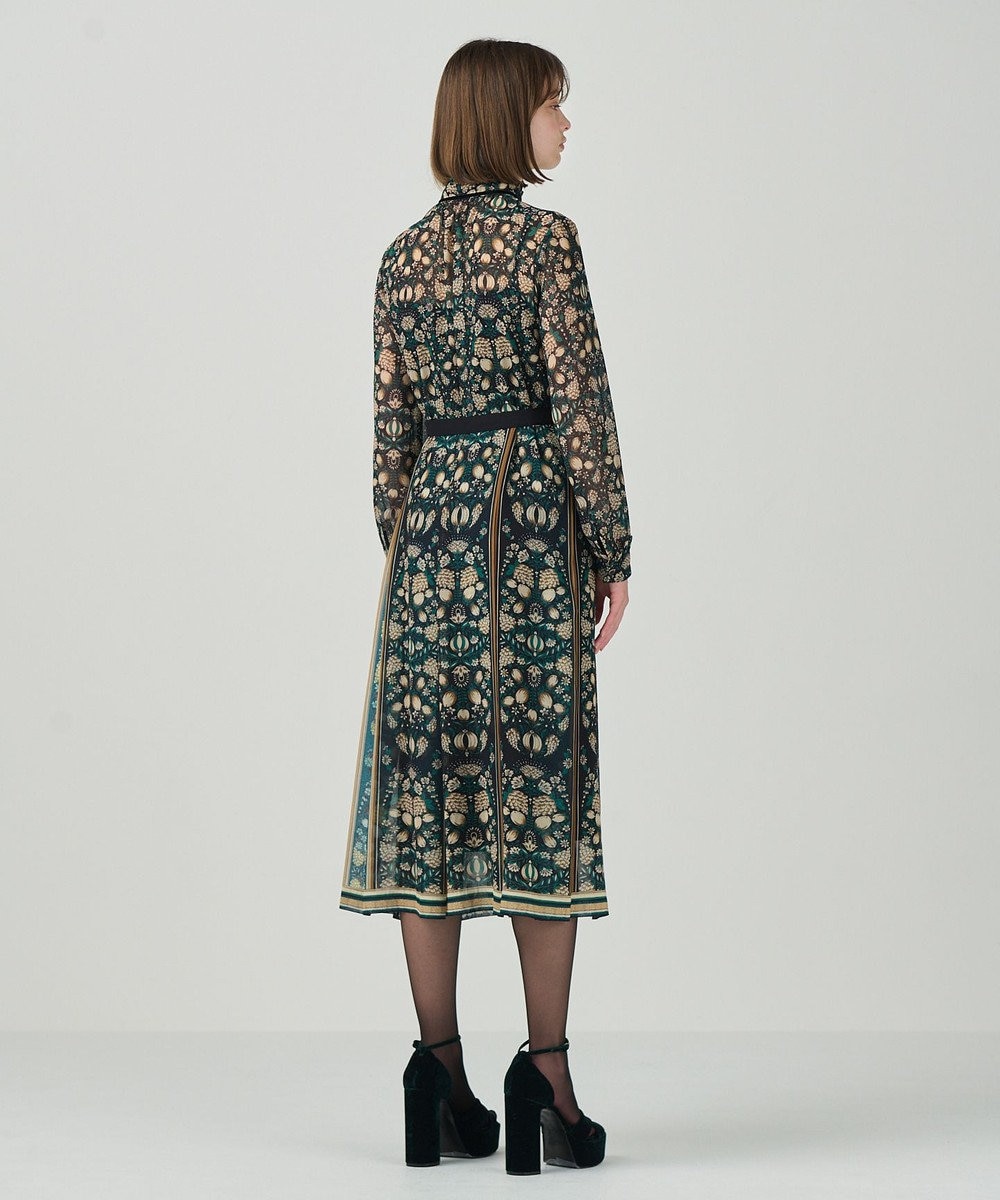 GRACE CONTINENTAL ハイネックボウタイプリントワンピース